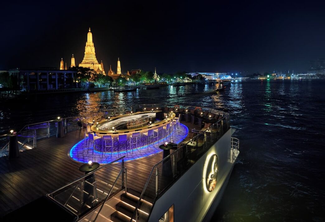Banyan Tree Bangkok Hotel Review