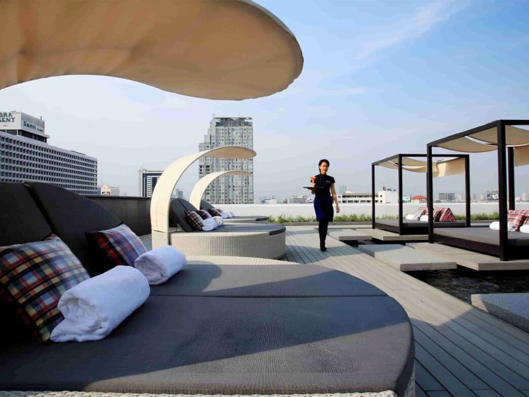 Centara Watergate Pavilion Hotel Bangkok Review