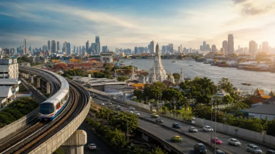 Bangkok airport to city center transport options including Airport Rail Link, taxi, Grab, Red Line train and airport bus