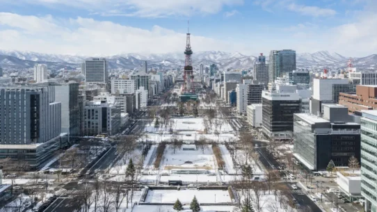 Map-style comparison of Sapporo Station, Odori, Susukino, Nakajima Park and Jozankei