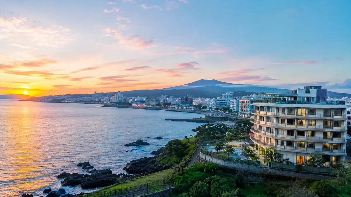 Best budget hotels in Jeju City near Jeju Airport and the bus terminal