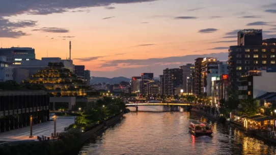 Best hotels near Fukuoka city center in Hakata, Gion, Nakasu and Tenjin