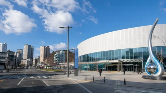 Gangneung Station and nearby city-center hotels for KTX travelers