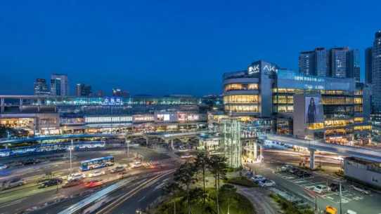Best hotels near Suwon Station in Suwon, South Korea, for easy KTX and subway access