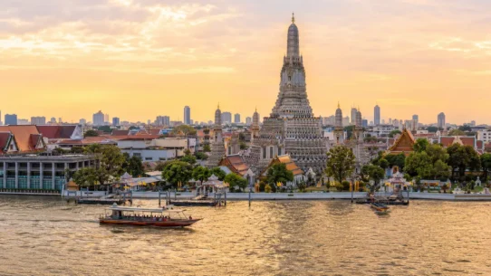 Bangkok skyline and temples illustrating the best time to visit Bangkok