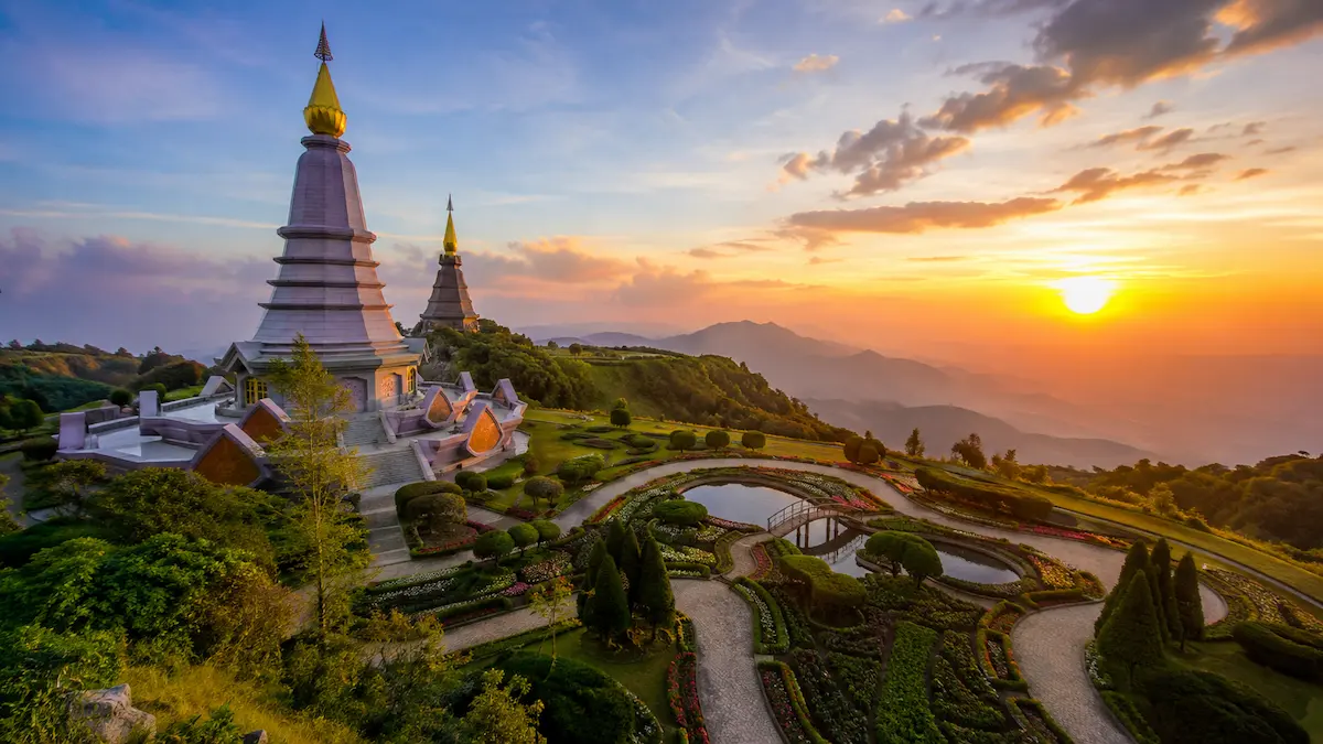 Chiang Mai travel guide for first-time visitors with temples, Old City and Doi Suthep planning tips