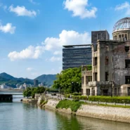 Hiroshima travel budget guide with yen, streetcar, hotel, food and Miyajima cost planning
