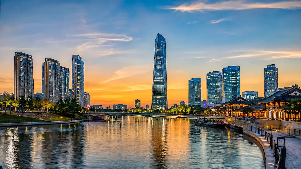 Incheon skyline and waterfront attractions for first-time visitors