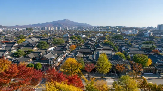Jeonju Station and public transportation options for first-time travelers