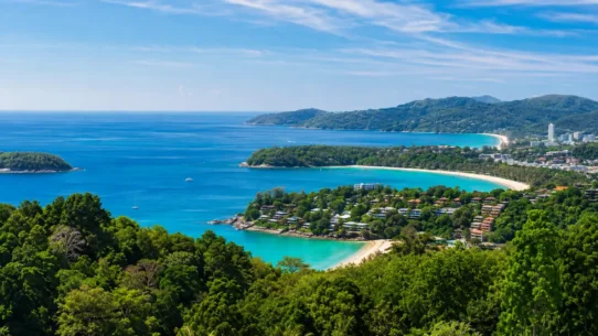 Practical Phuket 5-day itinerary showing beaches, Old Town, temples, Phi Phi Islands and Phang Nga Bay