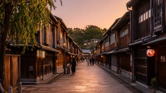 Kanazawa accommodation areas including Kanazawa Station, Omicho Market, Korinbo, Kenrokuen and Higashi Chaya