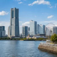 Travel routes from Yokohama Station to Minato Mirai and central Yokohama